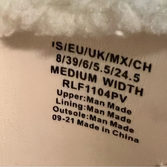 NEW Kenneth Cole REACTION size 8 Medium width Rain Lace Up Boot White in box - Picture 5 of 14